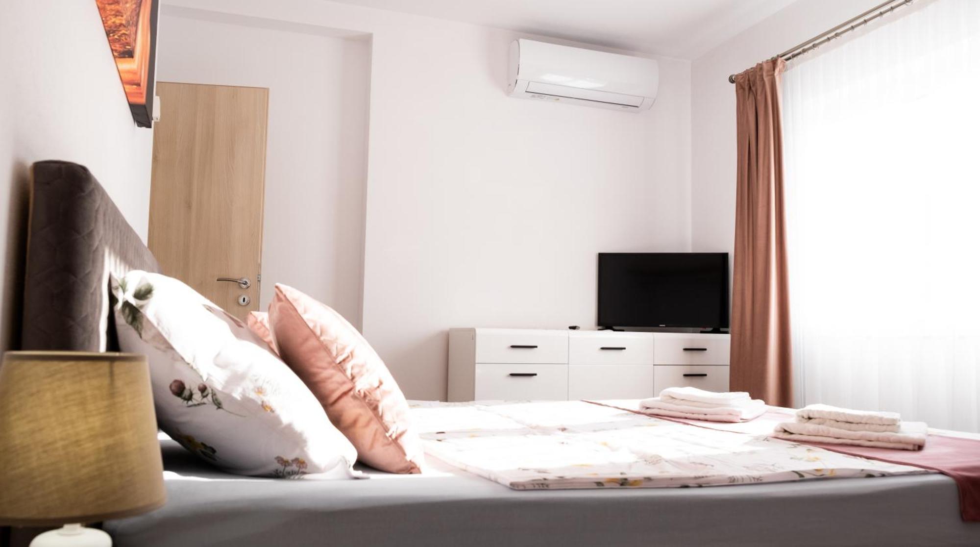 Exclusive Apartment Sibiu Exterior photo